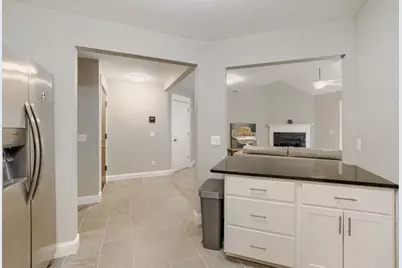 15600 26th Avenue N #D, Plymouth, MN 55447 - Photo 11