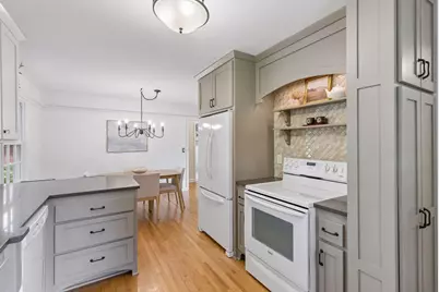 2724 Ottawa Avenue S, Saint Louis Park, MN 55416 - Photo 13