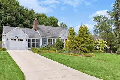 2724 Ottawa Avenue S, Saint Louis Park, MN 55416 - Photo 1