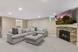 2724 Ottawa Ave S, Saint Louis Park, MN 55416 - Photo 25