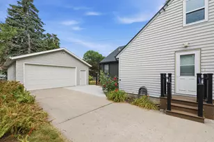 2018 8th St N, Fargo, ND 58102 - Photo 3