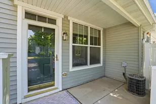 1601 Woodlynn Ave, Maplewood, MN 55109 - Photo 5