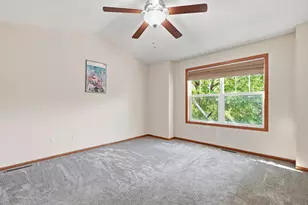 1601 Woodlynn Ave, Maplewood, MN 55109 - Photo 19