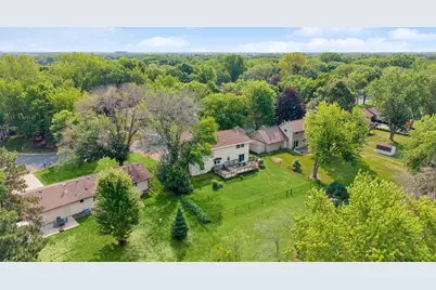 10591 Union Terrace Lane N, Maple Grove, MN 55369 - Photo 3