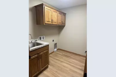1409 S 2nd Street, Princeton, MN 55371 - Photo 9