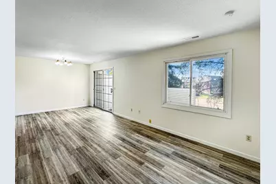 607 E Burnsville Parkway #13, Burnsville, MN 55337 - Photo 7