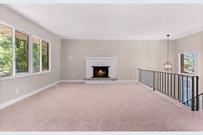 605 Pheasant Run, Burnsville, MN 55337 - Photo 5