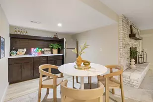 8100 Rhode Island Cir, Bloomington, MN 55438 - Photo 25