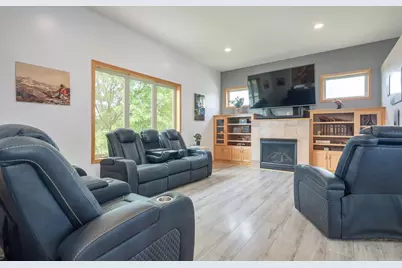 890 160th Lane NW, Andover, MN 55304 - Photo 3