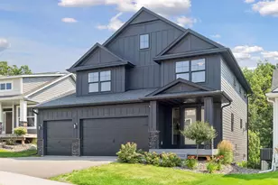 7400 Agate Trl, Inver Grove Heights, MN 55077 - Photo 1