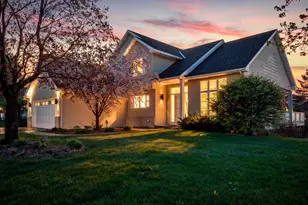 1672 Windsor Dr S, Shakopee, MN 55379 - Photo 1