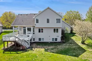 1672 Windsor Dr S, Shakopee, MN 55379 - Photo 69