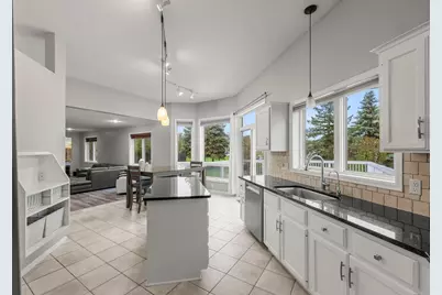 1672 Windsor Drive S, Shakopee, MN 55379 - Photo 29