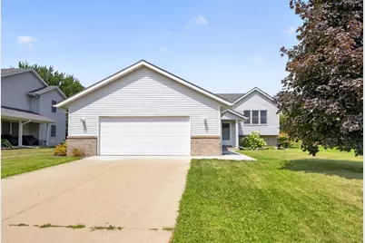 290 5th Avenue SE, Plainview, MN 55964 - Photo 1