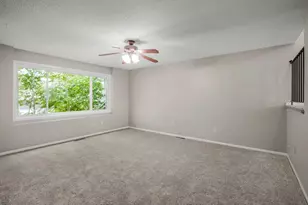 1005 W 105th St, Bloomington, MN 55431 - Photo 11