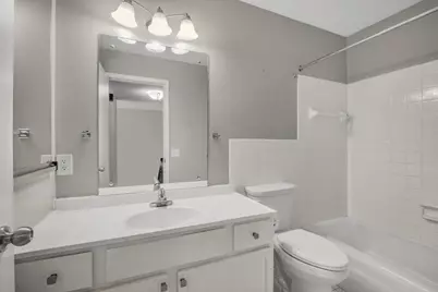 1005 W 105th Street, Bloomington, MN 55431 - Photo 15
