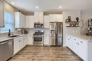 1668 Windigo Ln, Shakopee, MN 55379 - Photo 9
