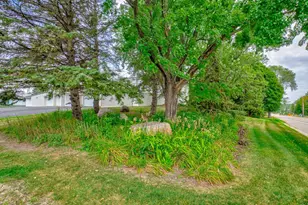 2174 Tower Ct, Woodbury, MN 55125 - Photo 49