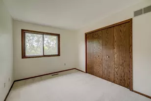 2174 Tower Ct, Woodbury, MN 55125 - Photo 23