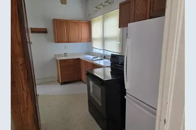 316 E 2nd Street, Fairmont, MN 56031 - Photo 5