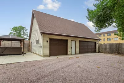 322 Wheeler Avenue, North Mankato, MN 56003 - Photo 5