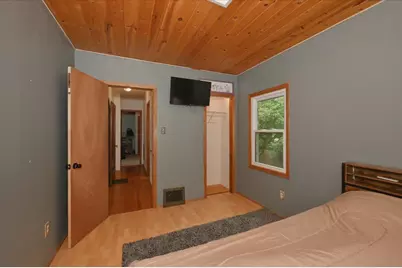 5215 E 2nd Street, Superior, WI 54880 - Photo 9