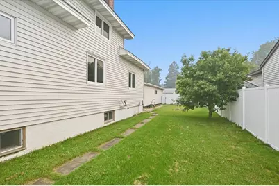 5215 E 2nd Street, Superior, WI 54880 - Photo 21