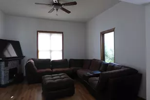 2 S Maple Ave, Le Center, MN 56057 - Photo 11