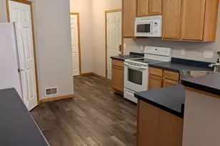 535 Tamarack Trail, Farmington, MN 55024 - Photo 7