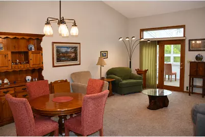 1636 6th Avenue SW #2, Rochester, MN 55902 - Photo 5