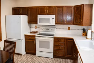 1636 6th Ave SW, Rochester, MN 55902 - Photo 3