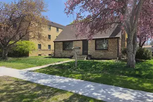 333 Page Ave, North Mankato, MN 56003 - Photo 1