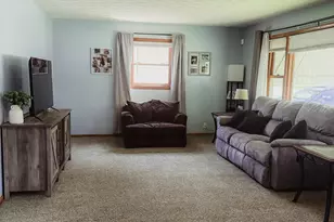 1911 4th Ave NE, Austin, MN 55912 - Photo 3