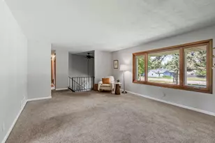 444 County Rd B E, Maplewood, MN 55117 - Photo 7