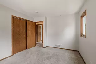 444 County Rd B E, Maplewood, MN 55117 - Photo 27