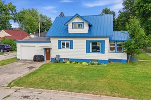1419 10th St S, Virginia, MN 55792 - Photo 3