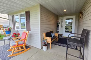 114 6th Ave N E, Elgin, MN 55932 - Photo 5