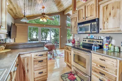 672 S Shore Drive, Detroit Lakes, MN 56501 - Photo 15