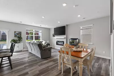 12536 Guadalcanal Circle NE #E, Blaine, MN 55449 - Photo 5