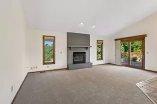 4635 Yorktown Ln N, Plymouth, MN 55442 - Photo 9