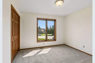 4635 Yorktown Lane N, Plymouth, MN 55442 - Photo 21