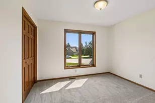 4635 Yorktown Ln N, Plymouth, MN 55442 - Photo 21