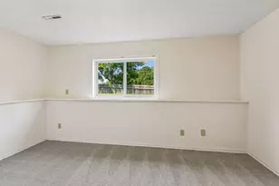 4635 Yorktown Ln N, Plymouth, MN 55442 - Photo 33