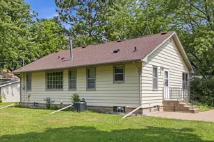 527 Morrison St, Mora, MN 55051 - Photo 3