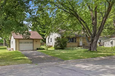 527 Morrison Street, Mora, MN 55051 - Photo 5