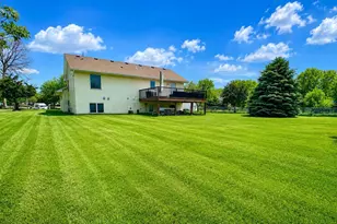 109 French Ct, Roberts, WI 54023 - Photo 5