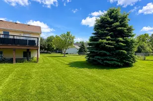 109 French Ct, Roberts, WI 54023 - Photo 7