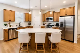 1092 Annacotte Ln, Rosemount, MN 55068 - Photo 5