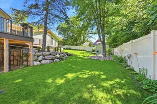 815 Maple St W, Stillwater, MN 55082 - Photo 31