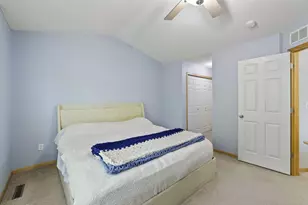 3033 Chamberlain Street N, Maplewood, MN 55109 - Photo 21
